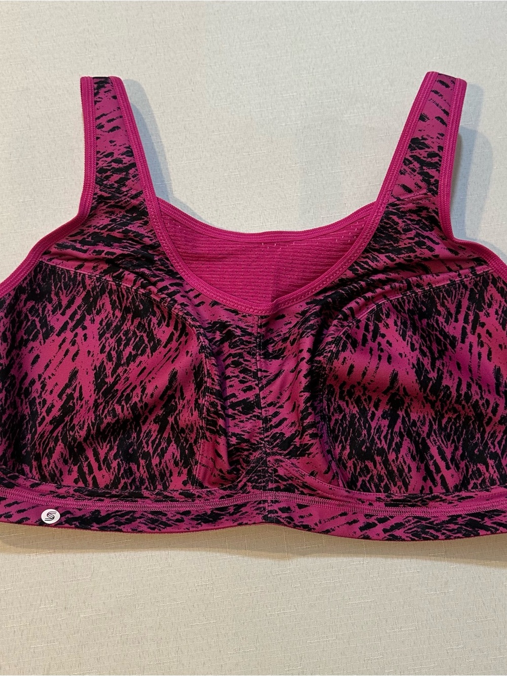 Glamorise Sport 42DD Pink Animal Print High Impact Sports Bra